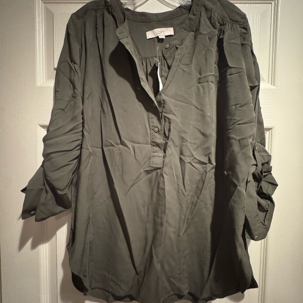 LOFT Dark Green Button-Up Top